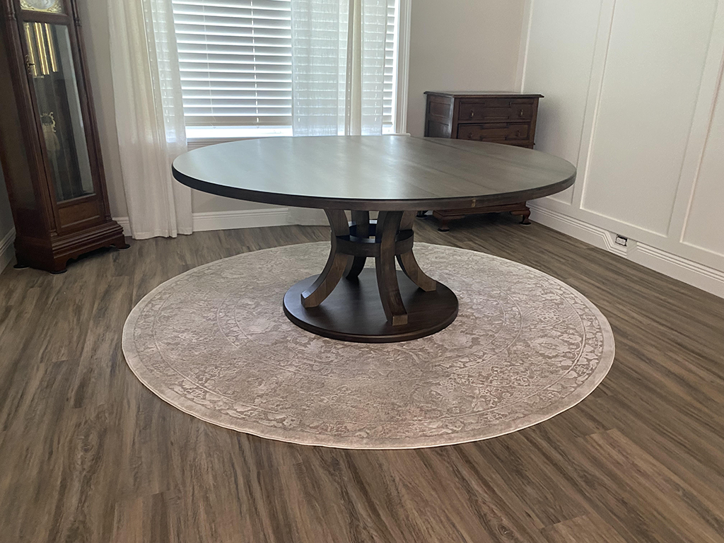 dining_table